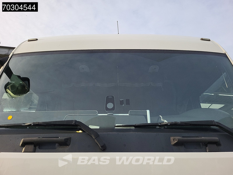 Tractor unit MAN TGX 18.500 4X2 XLX Retarder 2xTanks: picture 10 Tractor unit MAN TGX 18.500 4X2 XLX Retarder 2xTanks: picture 10