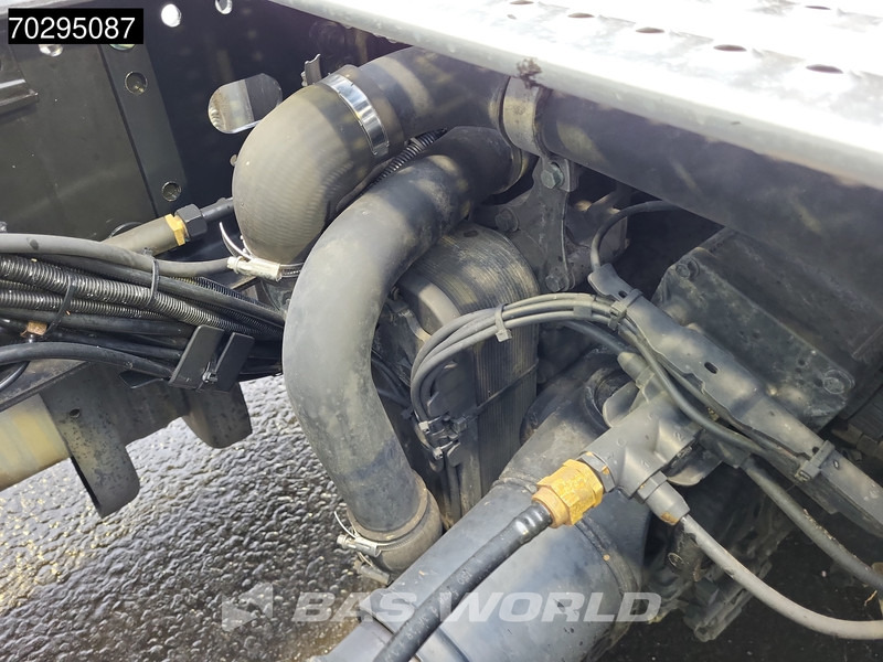 MAN TGX 18.500 4X2 XXL Mega Retarder 2x Tanks Full-Air on lease MAN TGX 18.500 4X2 XXL Mega Retarder 2x Tanks Full-Air: picture 9 MAN TGX 18.500 4X2 XXL Mega Retarder 2x Tanks Full-Air on lease MAN TGX 18.500 4X2 XXL Mega Retarder 2x Tanks Full-Air: picture 9