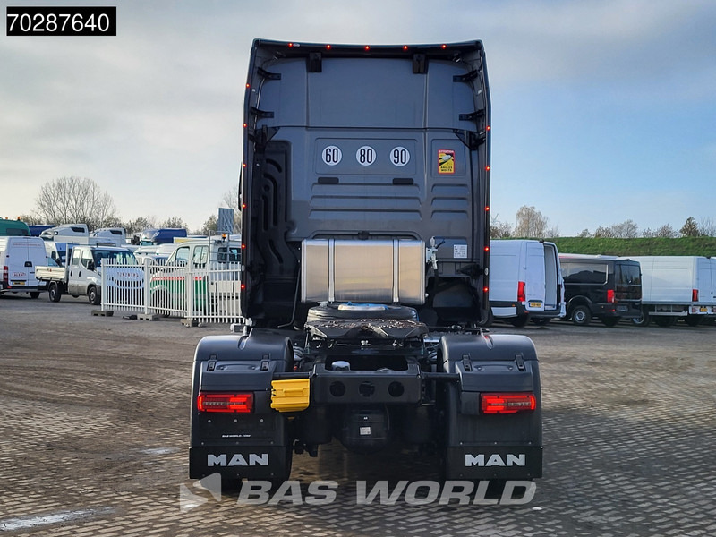 MAN TGX 18.520 4X2 Individual Lion S! New Hydrauliks GX Retarder Full-Air 2x Tanks Navi LED ACC Euro 6 - Tractor unit: picture 3 MAN TGX 18.520 4X2 Individual Lion S! New Hydrauliks GX Retarder Full-Air 2x Tanks Navi LED ACC Euro 6 - Tractor unit: picture 3