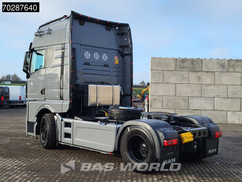 MAN TGX 18.520 4X2 Individual Lion S! New Hydrauliks GX Retarder Full-Air 2x Tanks Navi LED ACC Euro 6 - Tractor unit: picture 2 MAN TGX 18.520 4X2 Individual Lion S! New Hydrauliks GX Retarder Full-Air 2x Tanks Navi LED ACC Euro 6 - Tractor unit: picture 2