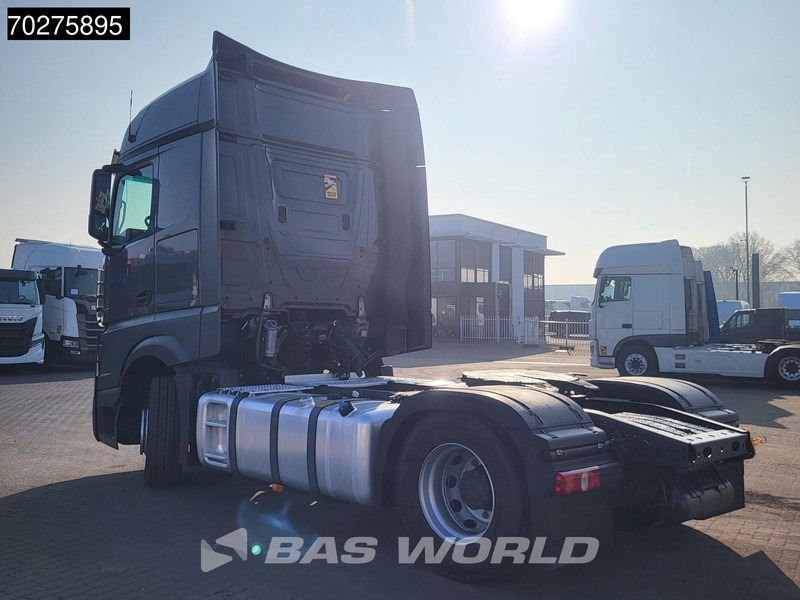 Mercedes-Benz Actros 1851 4X2 BigSpace 2x Tanks - Tractor unit: picture 2 Mercedes-Benz Actros 1851 4X2 BigSpace 2x Tanks - Tractor unit: picture 2