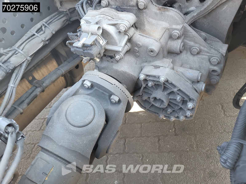 Tractor unit Mercedes-Benz Actros 1851 4X2 BigSpace 2xTanks Euro 6: picture 15 Tractor unit Mercedes-Benz Actros 1851 4X2 BigSpace 2xTanks Euro 6: picture 15