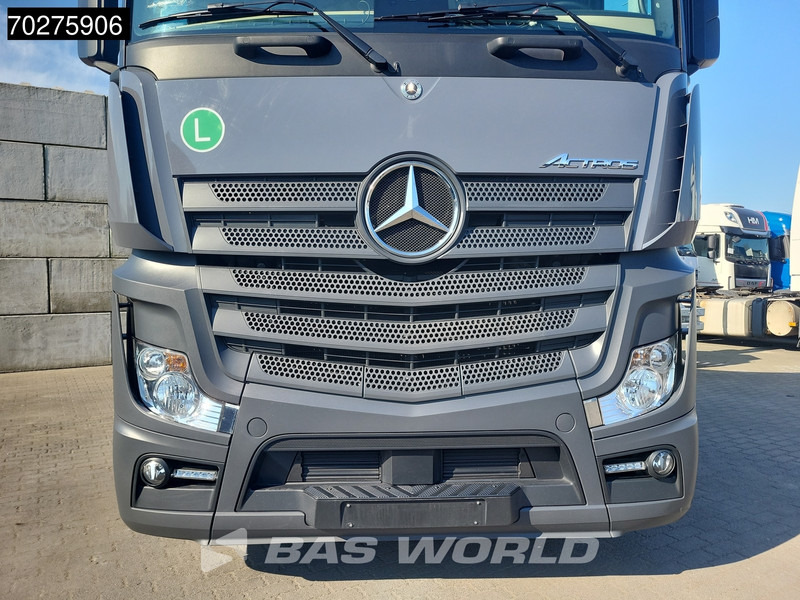 Tractor unit Mercedes-Benz Actros 1851 4X2 BigSpace 2xTanks Euro 6: picture 8 Tractor unit Mercedes-Benz Actros 1851 4X2 BigSpace 2xTanks Euro 6: picture 8