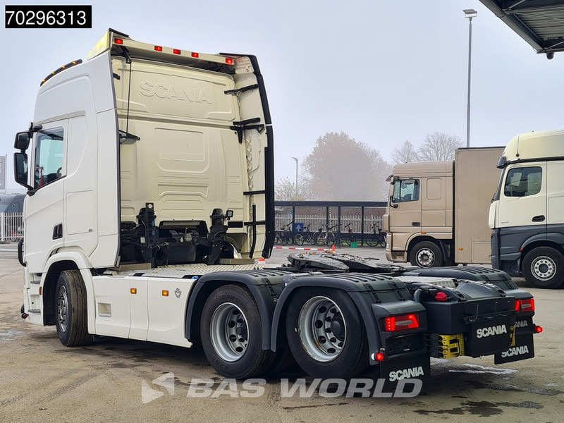 Scania R590 6X2 WB315! Retarder Full-Air 2xTanks Leather ACC Navi LED Euro 6 - Tractor unit: picture 2 Scania R590 6X2 WB315! Retarder Full-Air 2xTanks Leather ACC Navi LED Euro 6 - Tractor unit: picture 2