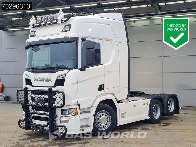 Scania R590 6X2 WB315! Retarder Full-Air 2xTanks Leather ACC Navi LED Euro 6 - Tractor unit: picture 1 Scania R590 6X2 WB315! Retarder Full-Air 2xTanks Leather ACC Navi LED Euro 6 - Tractor unit: picture 1