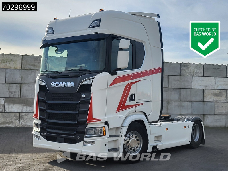 Scania S520 4X2 Retarder 2xTanks Standklima ACC Euro 6 - Tractor unit: picture 1 Scania S520 4X2 Retarder 2xTanks Standklima ACC Euro 6 - Tractor unit: picture 1