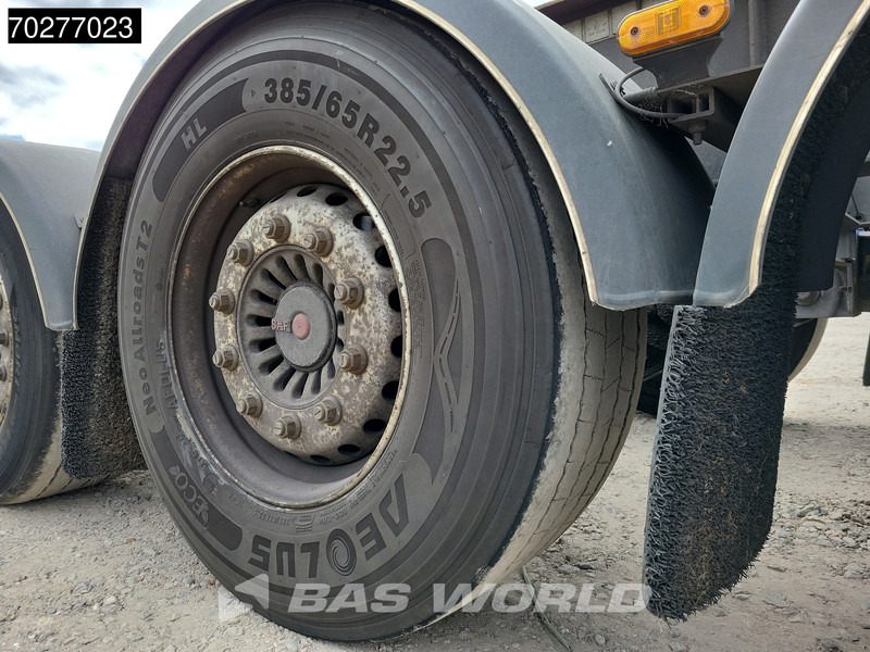Container transporter/ Swap body semi-trailer Van Hool 3 axles: picture 14