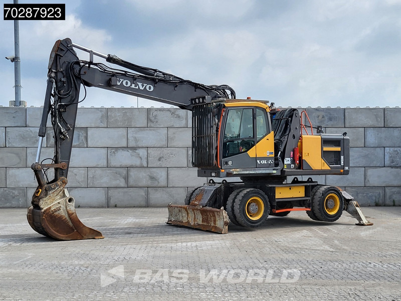 Volvo EW220E - Waste/ Industry handler: picture 2 Volvo EW220E - Waste/ Industry handler: picture 2