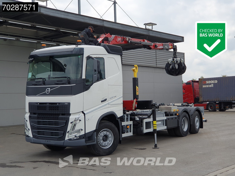 Volvo FH 500 6X2 Penz Crane 15Z9.50R HYVA 20-57-S Hooklift Lift+steering Automatic Euro 6 - Hook lift truck, Crane truck: picture 1 Volvo FH 500 6X2 Penz Crane 15Z9.50R HYVA 20-57-S Hooklift Lift+steering Automatic Euro 6 - Hook lift truck, Crane truck: picture 1