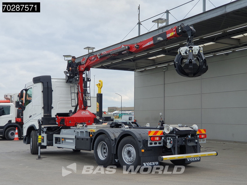 Volvo FH 500 6X2 Penz Crane 15Z9.50R HYVA 20-57-S Hooklift Lift+steering Automatic Euro 6 - Hook lift truck, Crane truck: picture 2 Volvo FH 500 6X2 Penz Crane 15Z9.50R HYVA 20-57-S Hooklift Lift+steering Automatic Euro 6 - Hook lift truck, Crane truck: picture 2