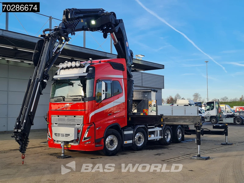 Volvo FH16 650 FH16 8X2 NL-Truck HMF 7020K-RCS Crane + Jib Lift+Steering-Axle Navi LED - Dropside/ Flatbed truck, Crane truck: picture 5 Volvo FH16 650 FH16 8X2 NL-Truck HMF 7020K-RCS Crane + Jib Lift+Steering-Axle Navi LED - Dropside/ Flatbed truck, Crane truck: picture 5