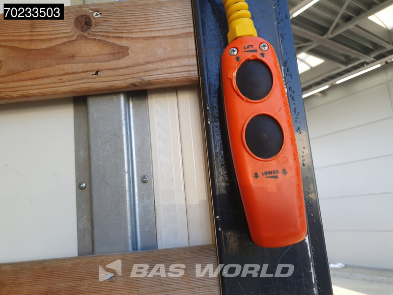 Box truck Volvo FL 210 4X2 12tonner NL-Truck Automatic Ladebordwand Euro 6: picture 6