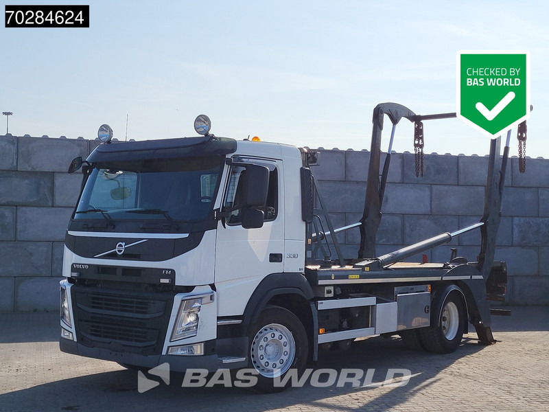 Volvo FM 330 FM 4X2 VEB Xenon Skip Loader Euro 6 - Skip loader truck: picture 1 Volvo FM 330 FM 4X2 VEB Xenon Skip Loader Euro 6 - Skip loader truck: picture 1