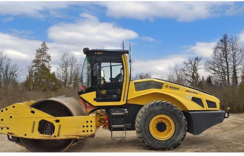 Bomag BW219-D5 - Combination roller: picture 5 Bomag BW219-D5 - Combination roller: picture 5