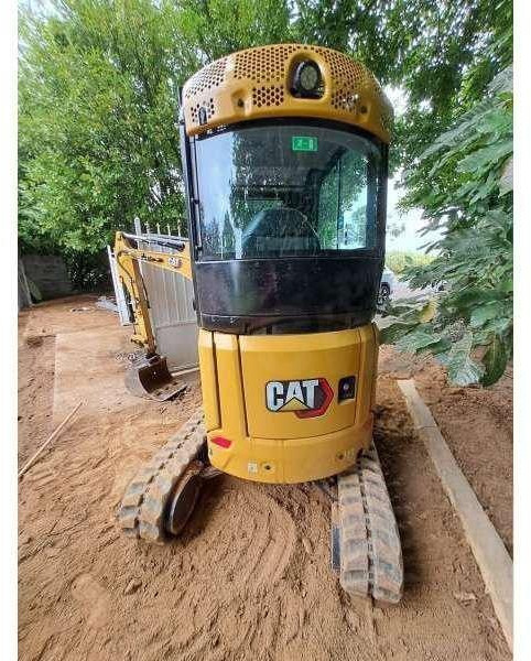 Mini excavator Caterpillar 302: picture 6
