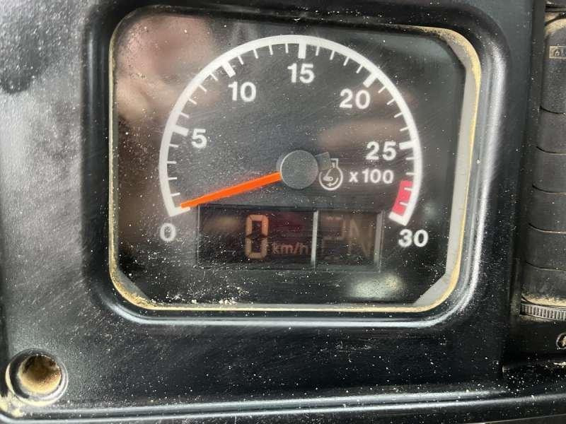 Wheel loader Caterpillar 962G: picture 33 Wheel loader Caterpillar 962G: picture 33