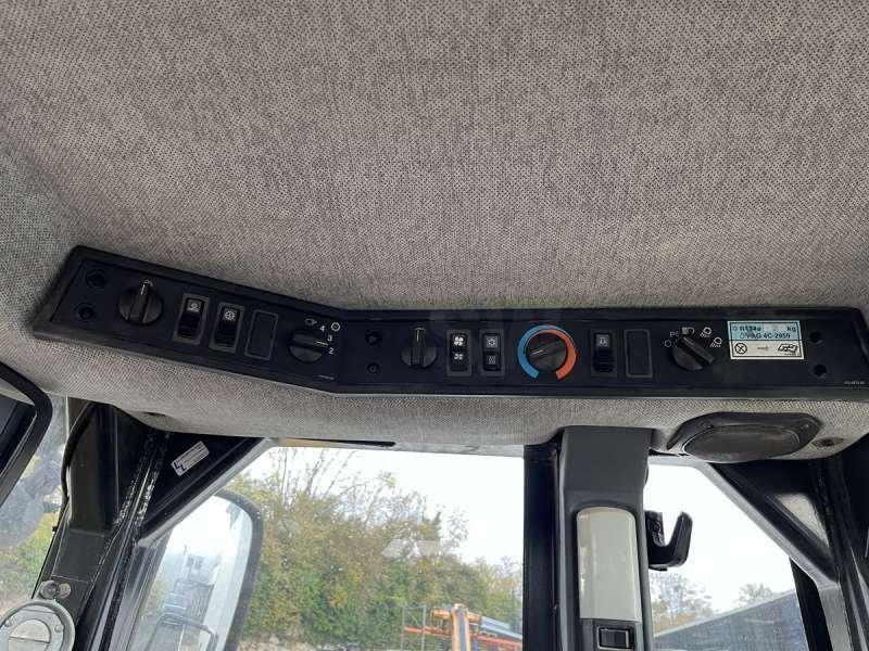 Wheel loader Caterpillar 962G: picture 30 Wheel loader Caterpillar 962G: picture 30