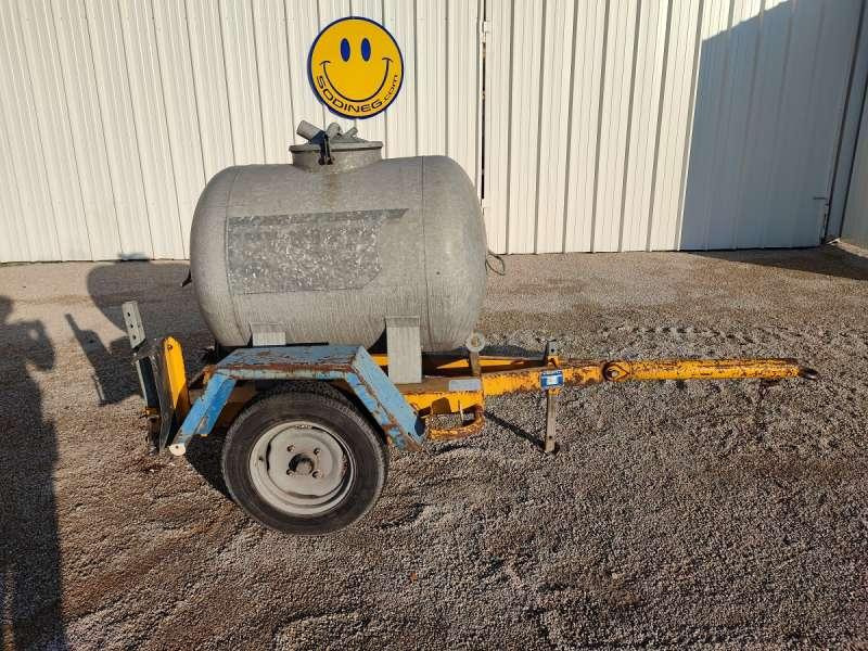 Courant 500 LITRES A EAU - Tank: picture 1 Courant 500 LITRES A EAU - Tank: picture 1