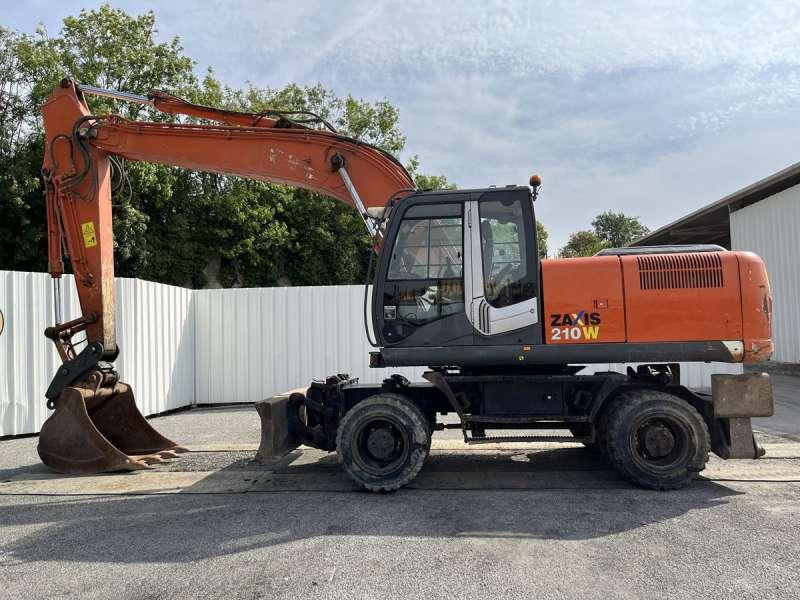 Hitachi ZX210W-3 - Wheel excavator: picture 4 Hitachi ZX210W-3 - Wheel excavator: picture 4