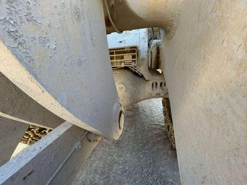 Wheel loader Komatsu WA600-8E0: picture 37 Wheel loader Komatsu WA600-8E0: picture 37