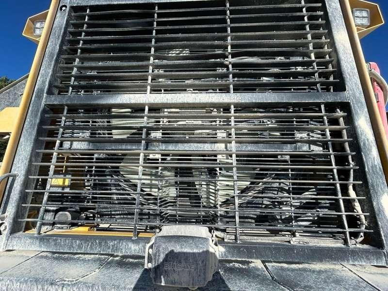 Wheel loader Komatsu WA600-8E0: picture 36 Wheel loader Komatsu WA600-8E0: picture 36