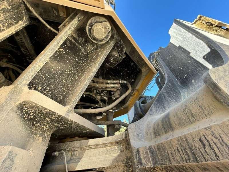 Wheel loader Komatsu WA600-8E0: picture 28 Wheel loader Komatsu WA600-8E0: picture 28