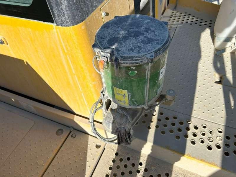 Wheel loader Komatsu WA600-8E0: picture 35 Wheel loader Komatsu WA600-8E0: picture 35