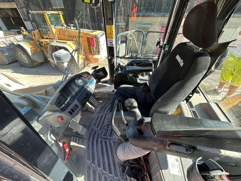 Wheel loader Komatsu WA600-8E0: picture 41 Wheel loader Komatsu WA600-8E0: picture 41