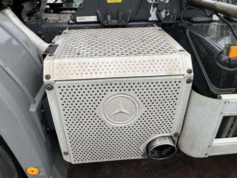 Hook lift truck Mercedes ACTROS 2544: picture 30