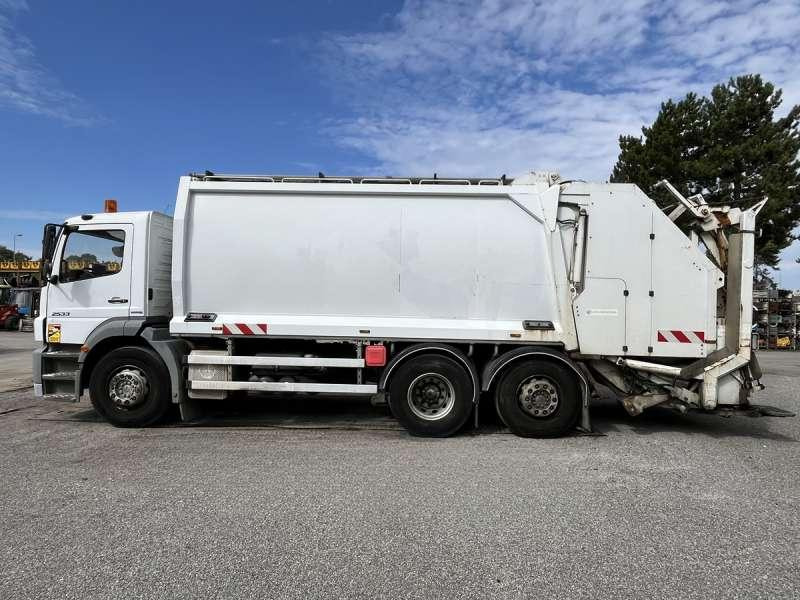 Mercedes AXOR 2533 - Garbage truck: picture 4 Mercedes AXOR 2533 - Garbage truck: picture 4