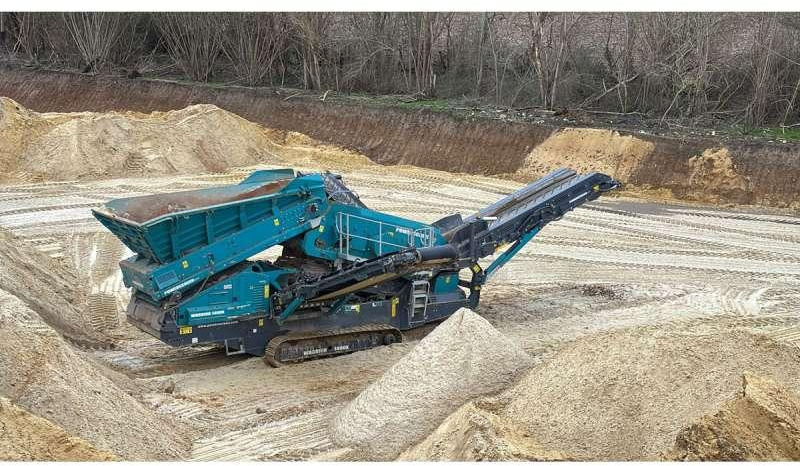 Powerscreen WARRIOR 1400X - Screener: picture 1 Powerscreen WARRIOR 1400X - Screener: picture 1