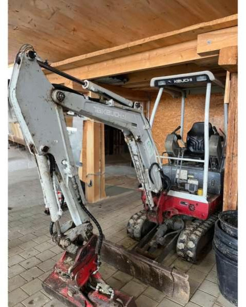 Mini excavator Takeuchi TB016: picture 6