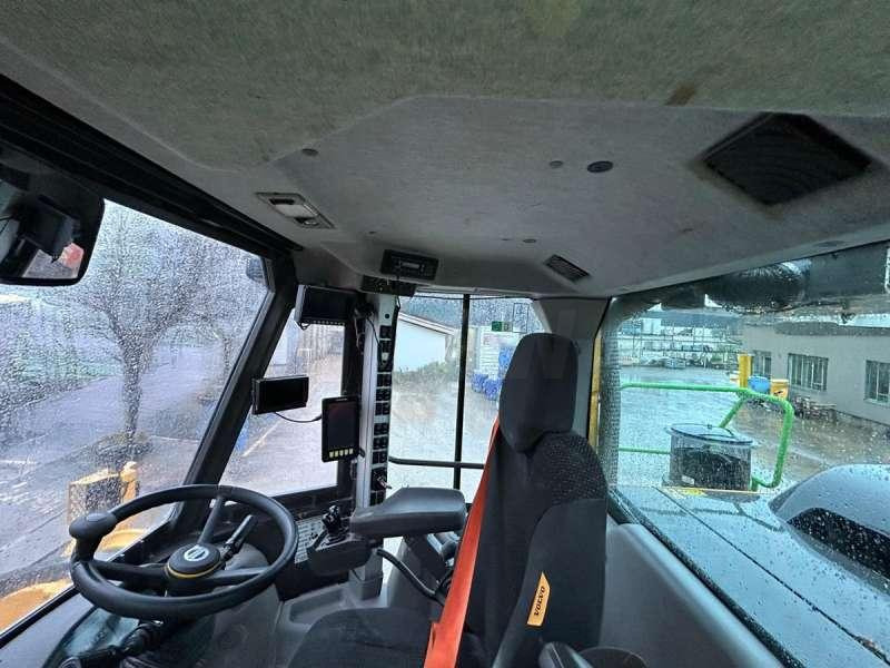 Volvo L220H on lease Volvo L220H: picture 33
