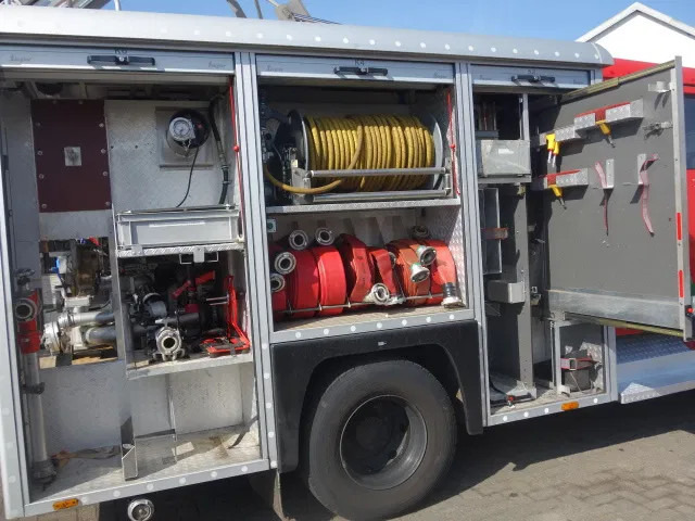 MAN 15 224-with winch 2500liter water tank,ziegler pomp - Fire truck: picture 3 MAN 15 224-with winch 2500liter water tank,ziegler pomp - Fire truck: picture 3