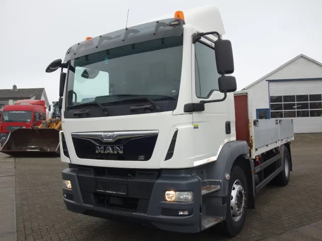 MAN TGM 18-290 - Dropside/ Flatbed truck: picture 2 MAN TGM 18-290 - Dropside/ Flatbed truck: picture 2