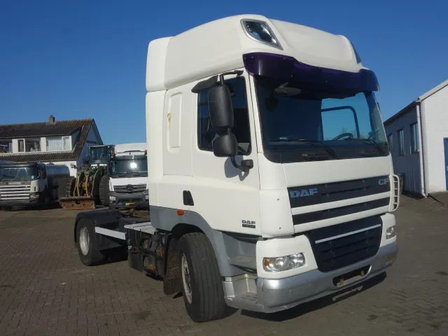 DAF CF 410 - Tractor unit: picture 2 DAF CF 410 - Tractor unit: picture 2