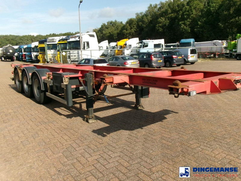 Burg 3-axle container chassis 20,30 ft + ADR - Container transporter/ Swap body semi-trailer: picture 2 Burg 3-axle container chassis 20,30 ft + ADR - Container transporter/ Swap body semi-trailer: picture 2