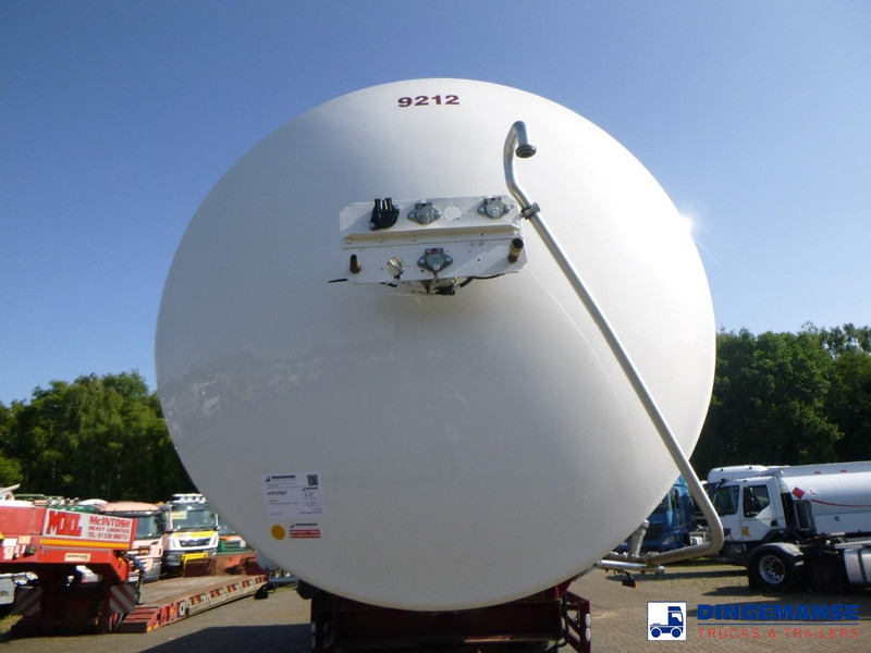 Feldbinder Food tank inox 30 m3 / 1 comp - Tank semi-trailer: picture 5 Feldbinder Food tank inox 30 m3 / 1 comp - Tank semi-trailer: picture 5