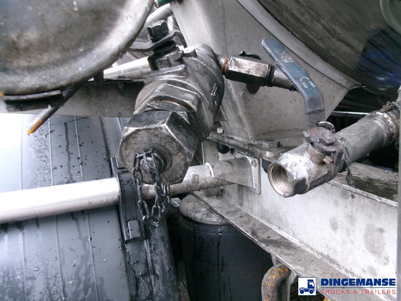 Tank semi-trailer Indox Chemical tank inox L4BH 33.5 m3 / 1 comp: picture 12 Tank semi-trailer Indox Chemical tank inox L4BH 33.5 m3 / 1 comp: picture 12