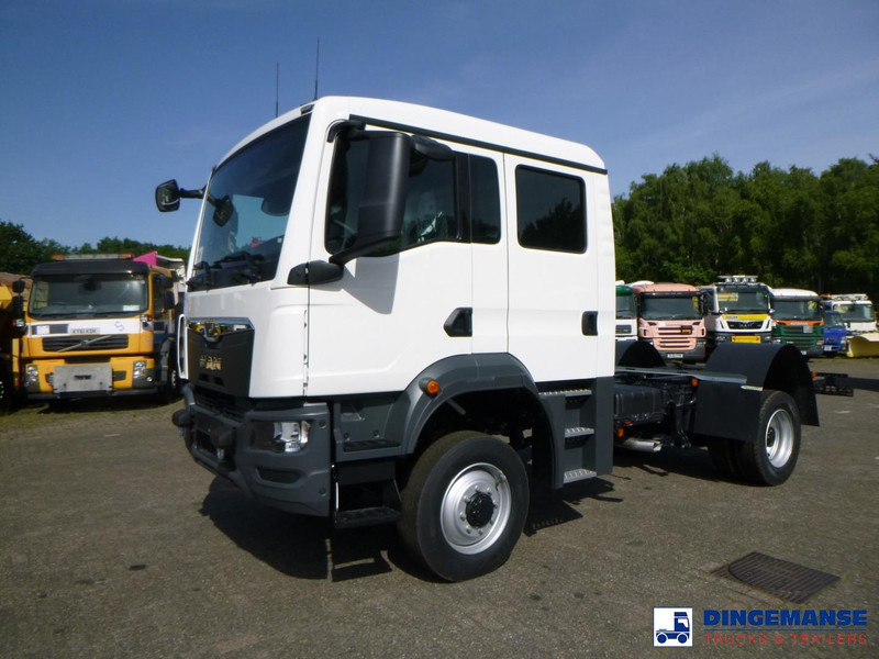 MAN TGM 13.320 4X4 BL chassis / new/unused - Cab chassis truck: picture 1 MAN TGM 13.320 4X4 BL chassis / new/unused - Cab chassis truck: picture 1
