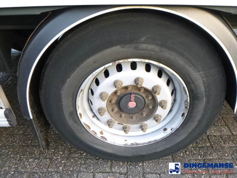 Box truck MAN TGX 26.440 6X2 high volume + Fruehauf closed box trailer: picture 6 Box truck MAN TGX 26.440 6X2 high volume + Fruehauf closed box trailer: picture 6