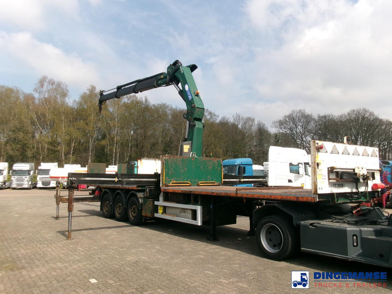 Massey Platform trailer + HMF 4720 K3 crane - Dropside/ Flatbed semi-trailer: picture 2 Massey Platform trailer + HMF 4720 K3 crane - Dropside/ Flatbed semi-trailer: picture 2