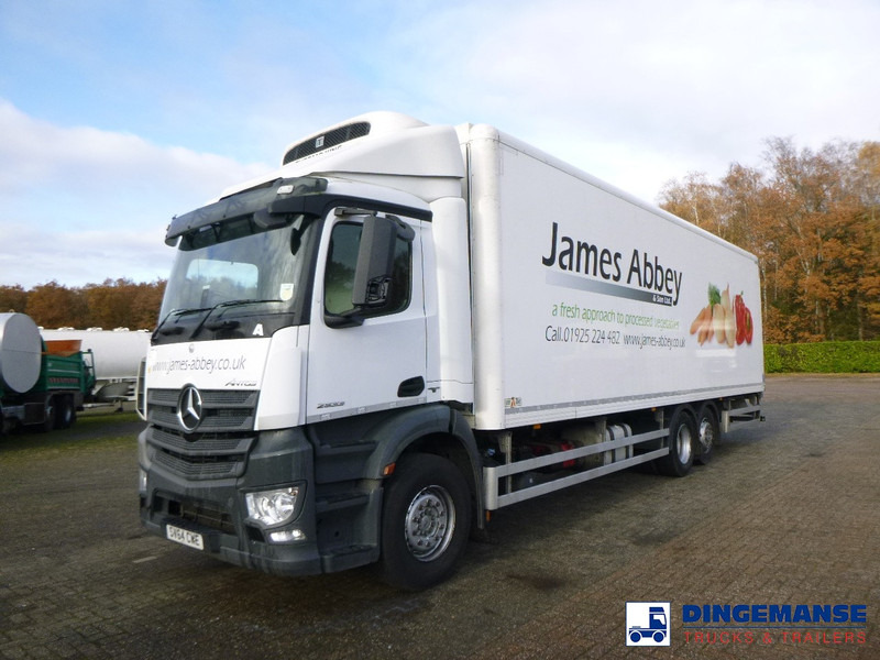 Mercedes-Benz Antos 2533 RHD 6x2 Thermoking T1000R frigo - Refrigerator truck: picture 1 Mercedes-Benz Antos 2533 RHD 6x2 Thermoking T1000R frigo - Refrigerator truck: picture 1