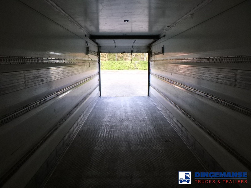Refrigerator truck Mercedes-Benz Antos 2533 RHD 6x2 Thermoking T1000R frigo: picture 13