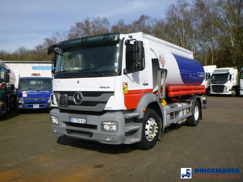 Mercedes-Benz Axor 1823 4x2 fuel tank 14.2 m3 / 4 comp - Tank truck: picture 1 Mercedes-Benz Axor 1823 4x2 fuel tank 14.2 m3 / 4 comp - Tank truck: picture 1