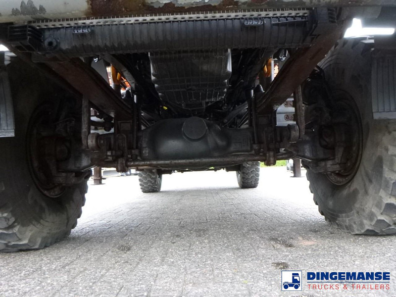 Crane truck Mercedes-Benz Axor 1829 4x4 RHD + Atlas 85.2 A5L: picture 13