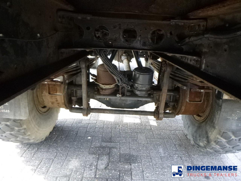 Crane truck Mercedes-Benz Axor 1829 4x4 RHD + Atlas 85.2 A5L: picture 12