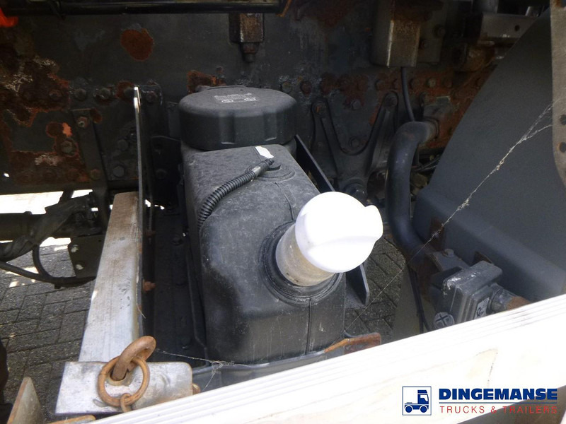 Crane truck Mercedes-Benz Axor 1829 4x4 RHD + Atlas 85.2 A5L: picture 16