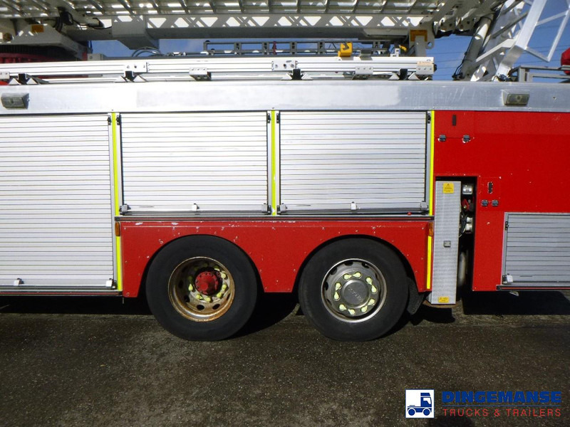 Scania P310 6x2 RHD fire truck + pump, ladder & manlift - Fire truck: picture 5 Scania P310 6x2 RHD fire truck + pump, ladder & manlift - Fire truck: picture 5