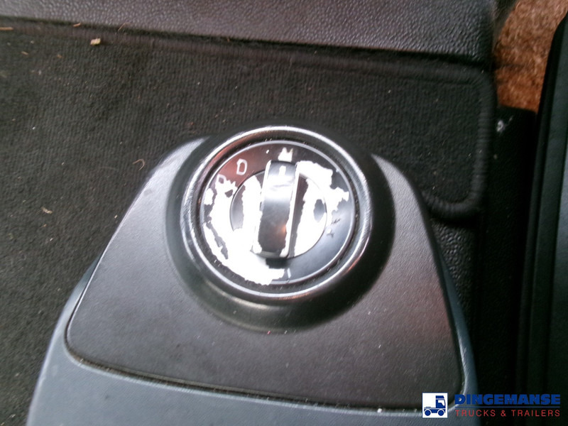 Interior photo 1: Tractor unit MAN TGS 24.460 6X2 RHD Euro 6 + ADR